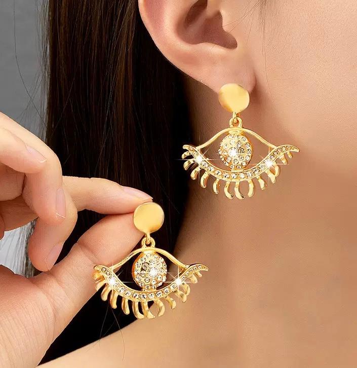 Crystal Gaze Drop Earrings